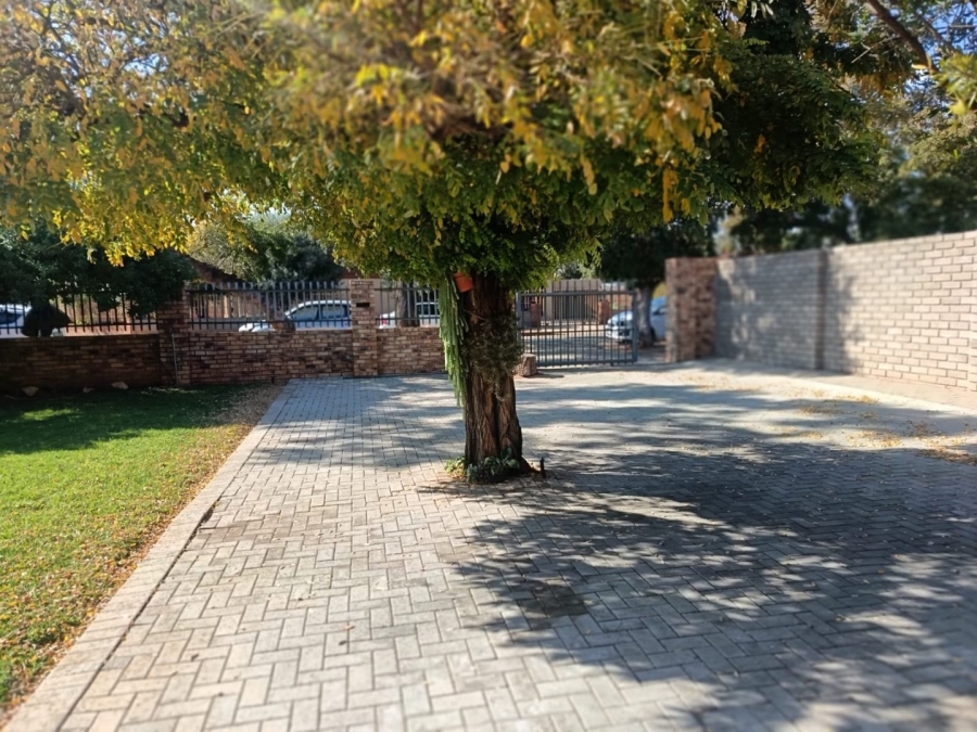 3 Bedroom Property for Sale in Verwoerdpark Northern Cape